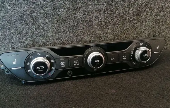 Audi A4 S4 B9 Climate control unit 8W0820043Q