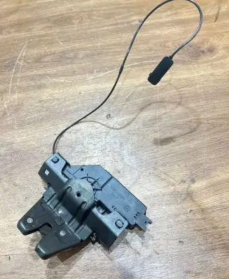 BMW 1 E81 E87 Tailgate/trunk/boot lock/catch/latch 7840617