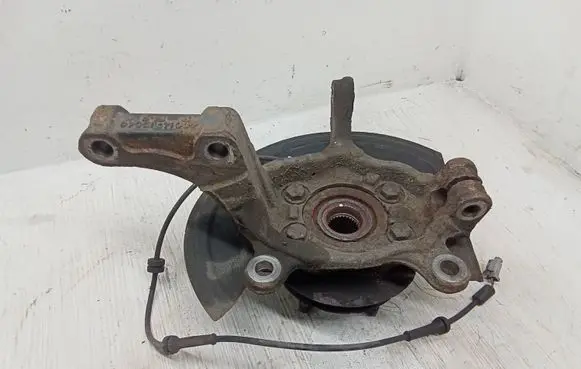 Nissan Qashqai Front wheel hub spindle knuckle 40014JD040