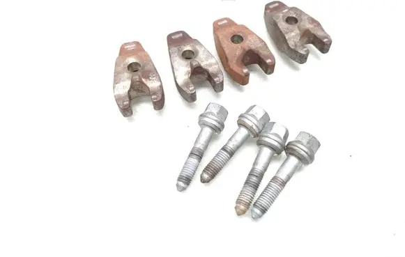 Ford Fiesta Fuel Injector clamp holder 