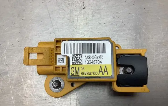 Opel Signum Airbag deployment crash/impact sensor 13243704 AAS000GY2T0