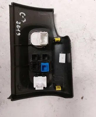 Citroen C3 Mirror switch trim 9812848877