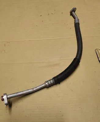 Chrysler PT Cruiser Air conditioning (A/C) pipe/hose 