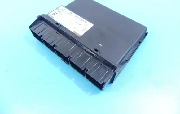 Ford Focus Central body control module 1S7T-15K600-FC IMPRK1086901