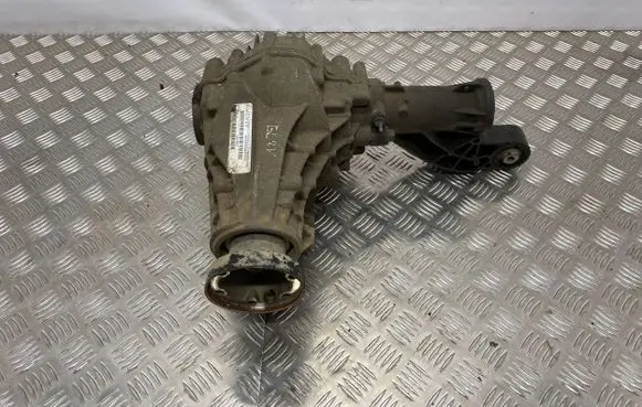 Mercedes-Benz GL X164 Front differential a1643302202