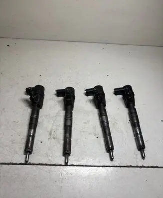 Opel Signum Fuel injectors set 0445110159