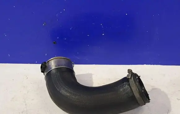 Volvo S90, V90 Intercooler hose/pipe 32222071 31657759