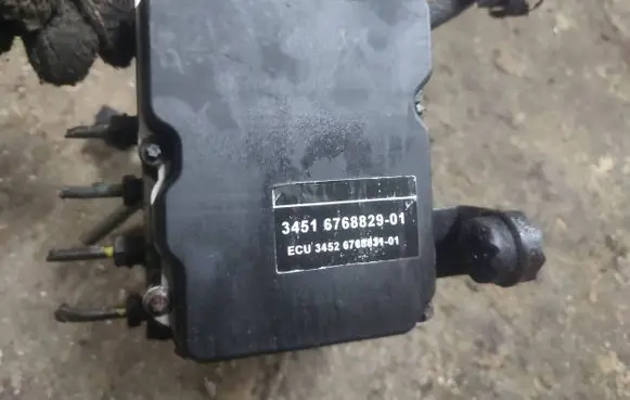 BMW X5 E53 ABS Pump 6768829