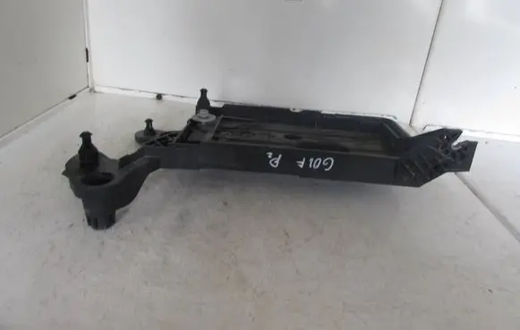 Battery tray