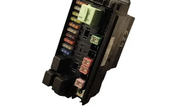 Mini One - Cooper Coupe R56 Fuse module 3451925 61353451925