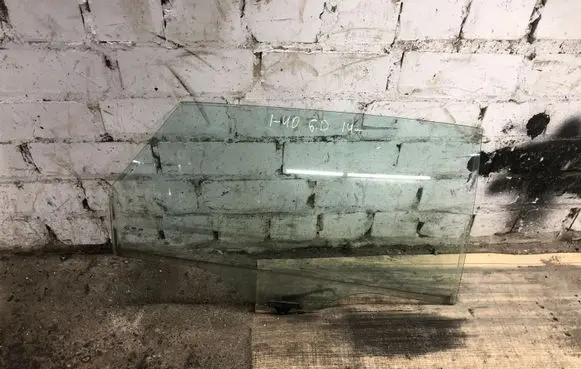 Hyundai i40 Rear door window glass