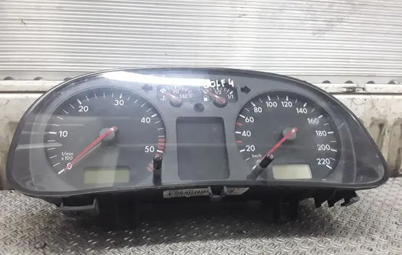Volkswagen Golf IV Speedometer (instrument cluster) 1J0919861B 0263611004