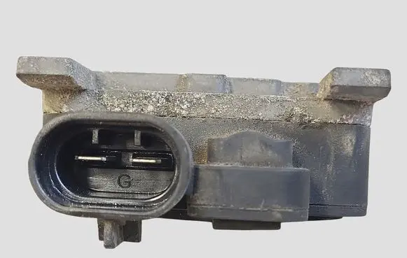 Ford C-MAX II Coolant fan relay 940002906 500032122910