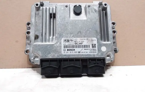 Ford Focus Engine control unit/module 9M5112A650BF 0281015608