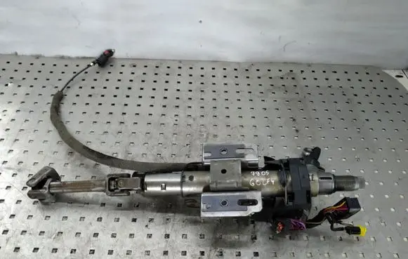 Volkswagen Golf IV Steering wheel axle 1J0905875E 4B0905851B