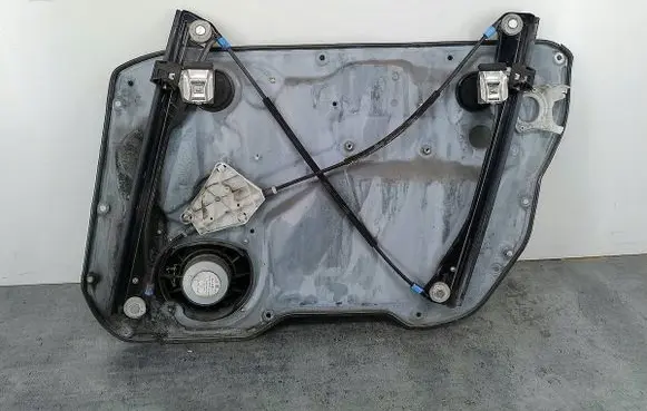 Seat Ibiza III (6L) Front door window regulator with motor 6L4837751EG
