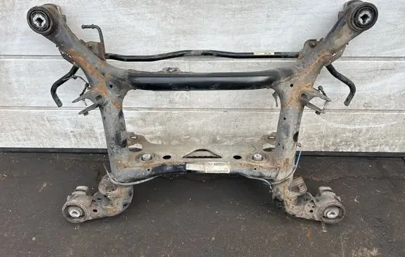 Audi Q7 4M Rear subframe 4M0500025