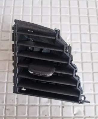 Opel Insignia B Dash center air vent grill 39017311 685030087 115YYE018