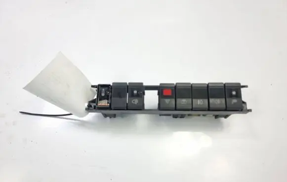 Opel Astra G Hazard light switch