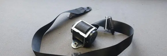 Ford Kuga I Front seatbelt 8V41S61294AD
