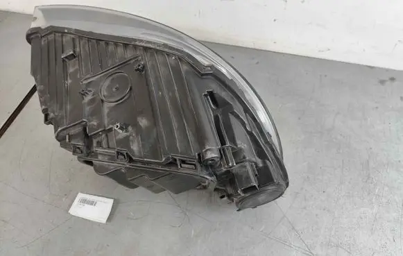 Volvo V40 Headlight/headlamp 31283326