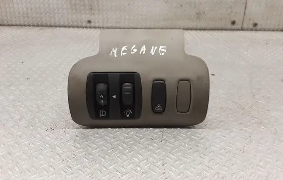 Renault Scenic II - Grand scenic II Headlight level height control switch 88020005