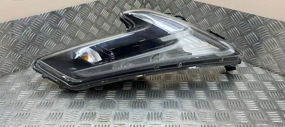 Nissan Juke I F15 LED Daytime headlight 90172700