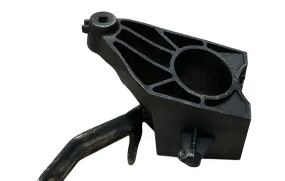 Mercedes-Benz Sprinter W906 Engine mount bracket A6462230404