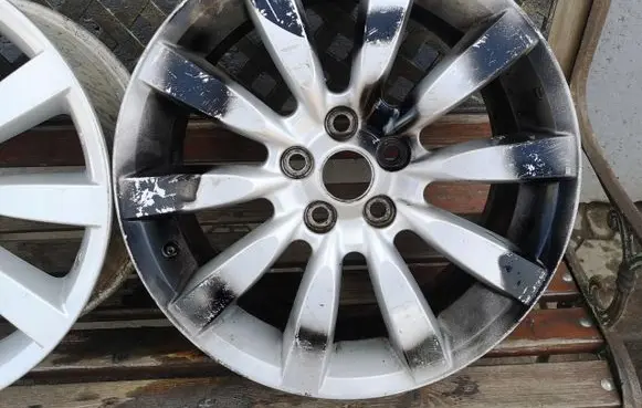 Mitsubishi Outlander R18 alloy rim 