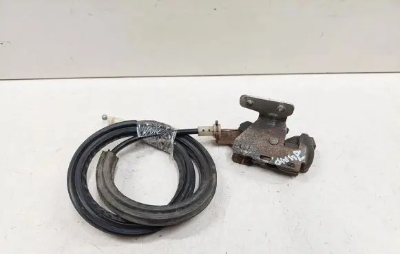 Loading door lock