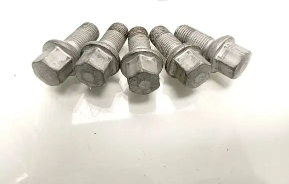 Mercedes-Benz ML W164 Nuts/bolts 