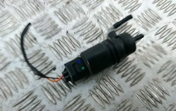 BMW 7 F01 F02 F03 F04 Windscreen/windshield washer pump 6934160