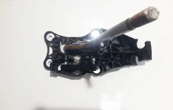Mazda 2 Gear shifter/selector 3s6r7c453ae 040701080254