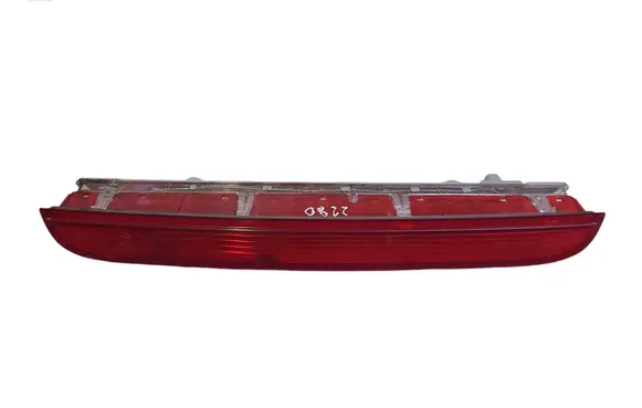 Mazda CX-7 Third/center stoplight D46151580