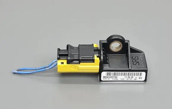 Honda Accord Airbag deployment crash/impact sensor 77930TC0H110M1