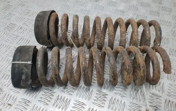 Mercedes-Benz E W124 Rear coil spring