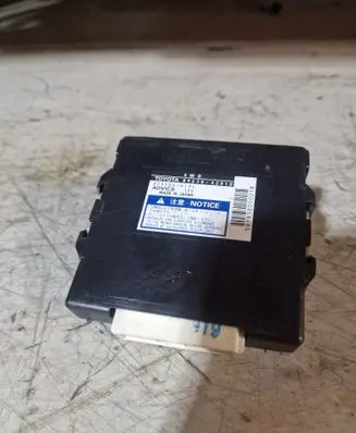 Toyota RAV 4 (XA30) Comfort/convenience module 8963042010