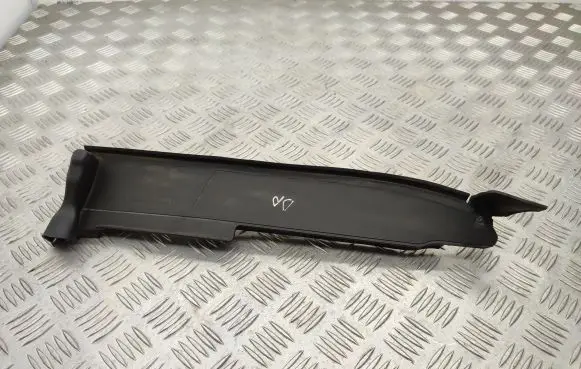Fender end trim