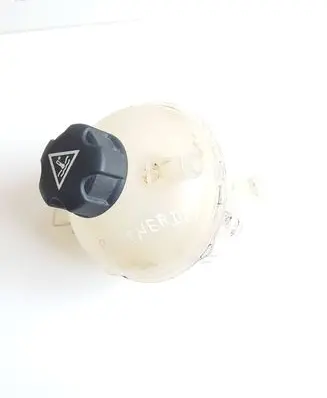Peugeot Partner III Coolant expansion tank/reservoir 9678514680