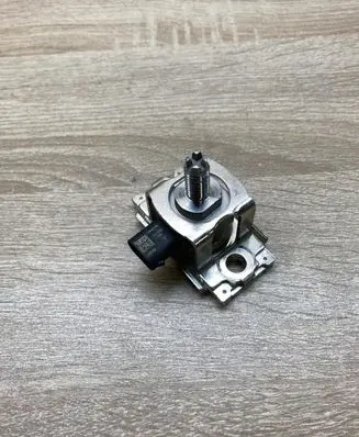 Mitsubishi Lancer VIII Fuel pressure sensor 3WS47 6945A002