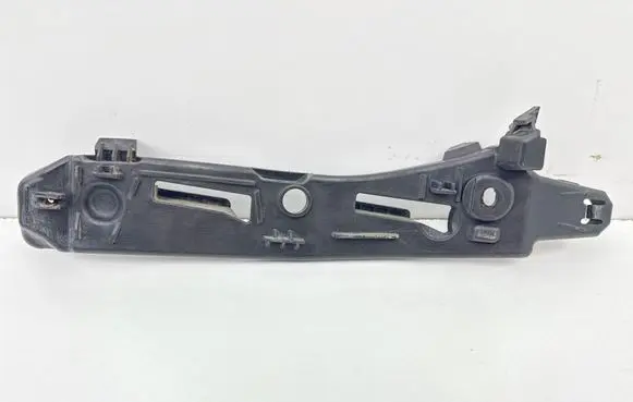 Porsche Cayenne (92A) Front bumper mounting bracket 7P5807049B