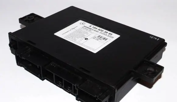 Mercedes-Benz ML W164 Keyless (KESSY) go control unit/module A1648203985 5WK48209