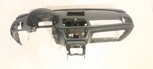 Audi Q3 8U Dashboard 