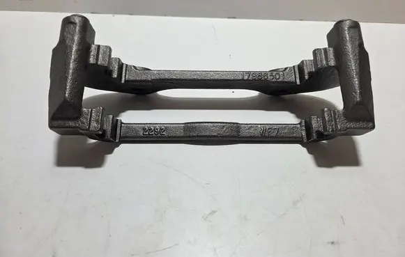 Chrysler Town u0026 Country V Front brake pad spring 68144154AA