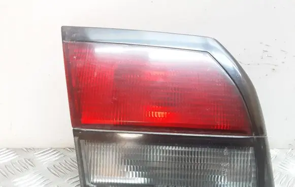 Mazda 626 Tailgate rear/tail lights