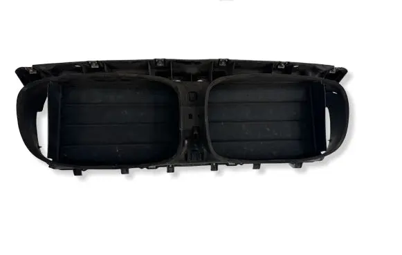 BMW 7 F01 F02 F03 F04 Intercooler air guide/duct channel 7187290