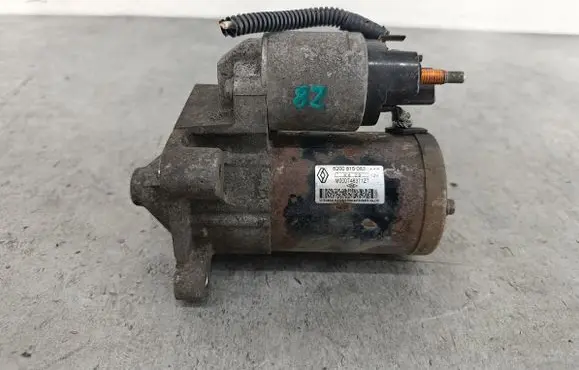 Dacia Sandero Starter motor 