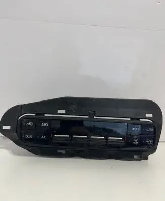 Toyota Prius (XW50) Interior fan control switch 5546812070