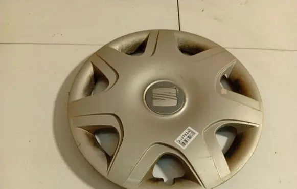 Seat Toledo III (5P) R15 wheel hub/cap/trim 5P0601147F