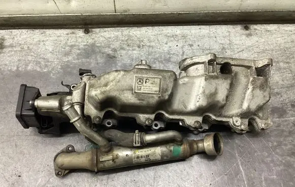Mercedes-Benz B W245 Intake manifold A6401400575 027543 F8868000